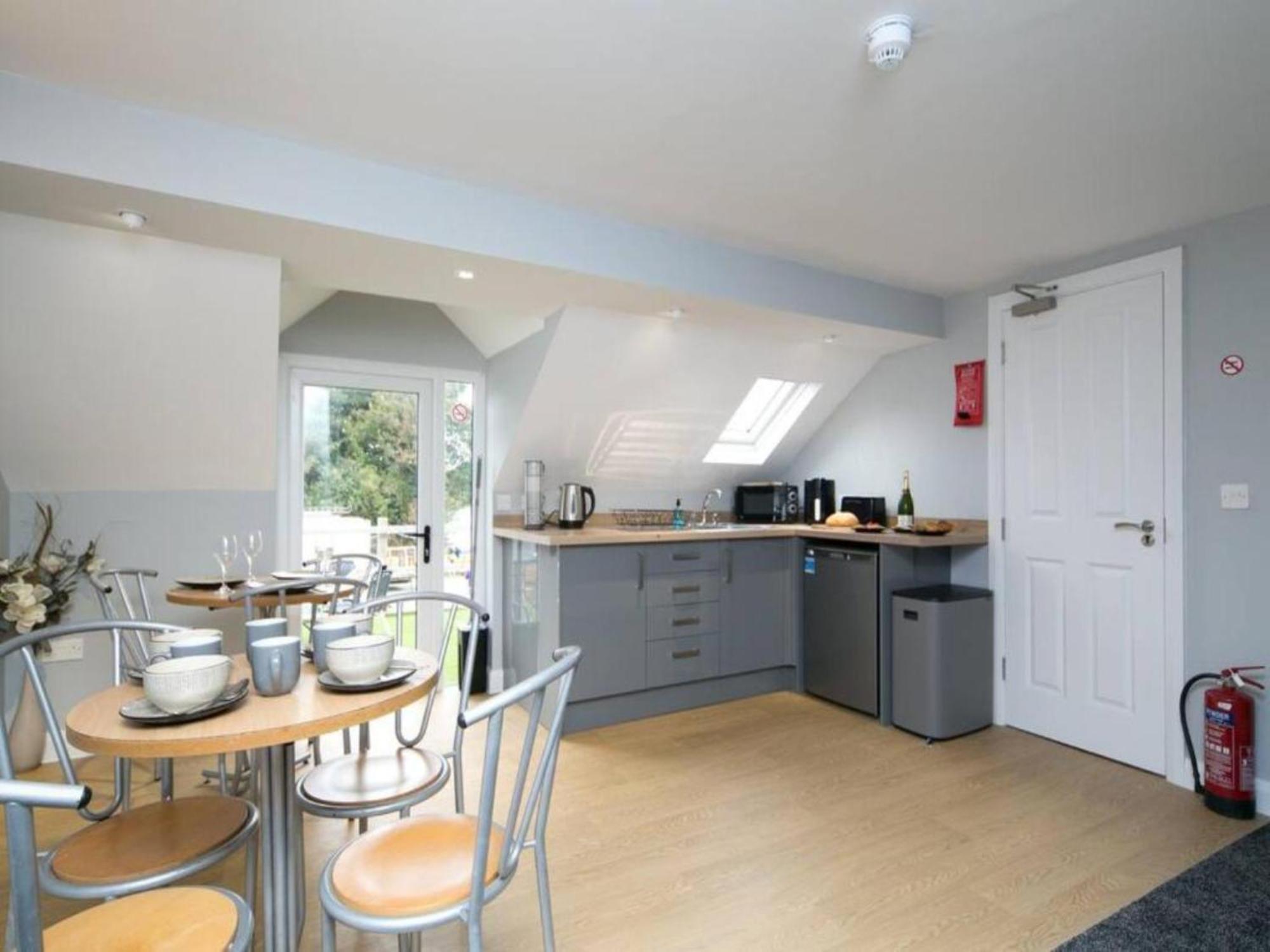 Pass The Keys Modern En-Suite Room In Country Pubrestaurant 2 Llanddona Exterior photo